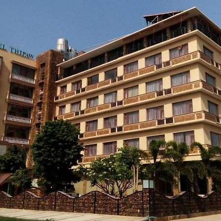 Hotel Thipaw Hsipaw Buitenkant foto