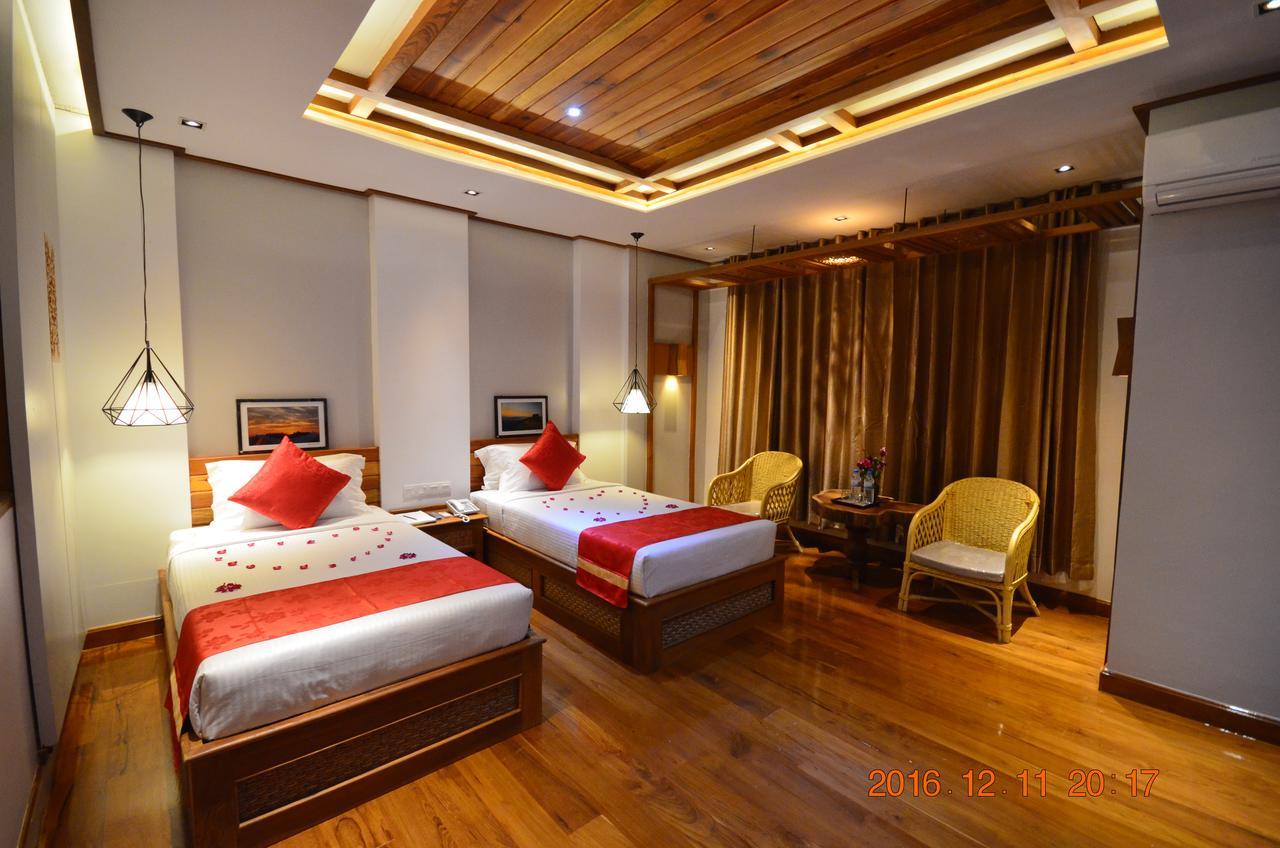 Hotel Thipaw Hsipaw Buitenkant foto