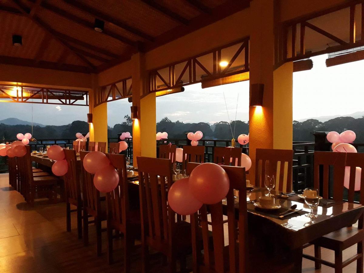 Hotel Thipaw Hsipaw Buitenkant foto